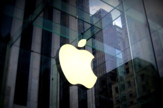 Apple share buyback program